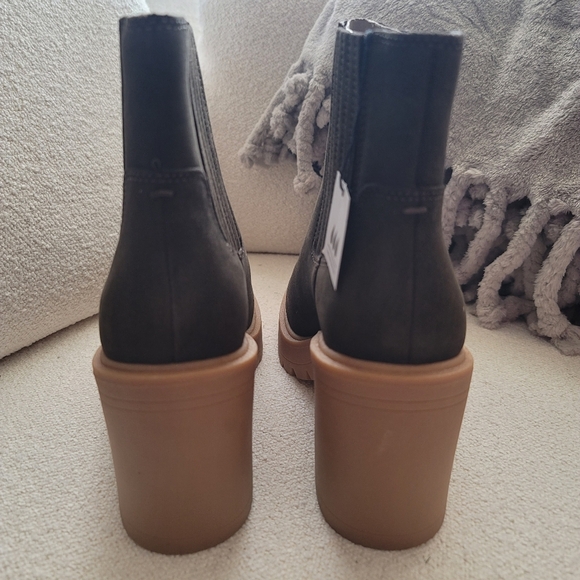 Dolce vita, Caster H20 Booties Suede, Olive, Size‎ 7 - Picture 5 of 10